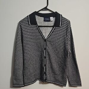Liz Claiborne Liz Sport Dark Gray and White Knit Sweater Size Medium Petite